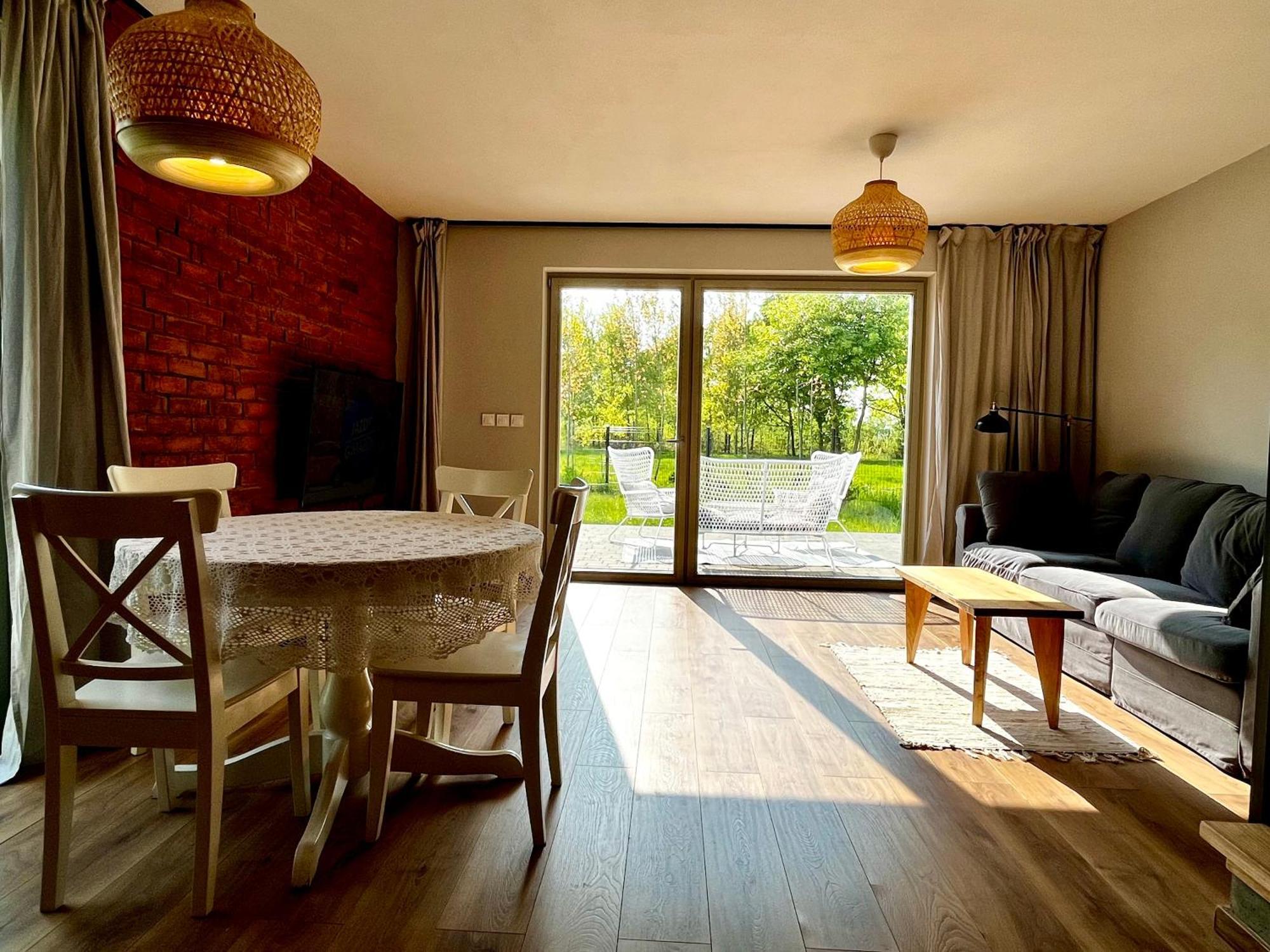 Gut Time Villa Smoldziński Las Bagian luar foto